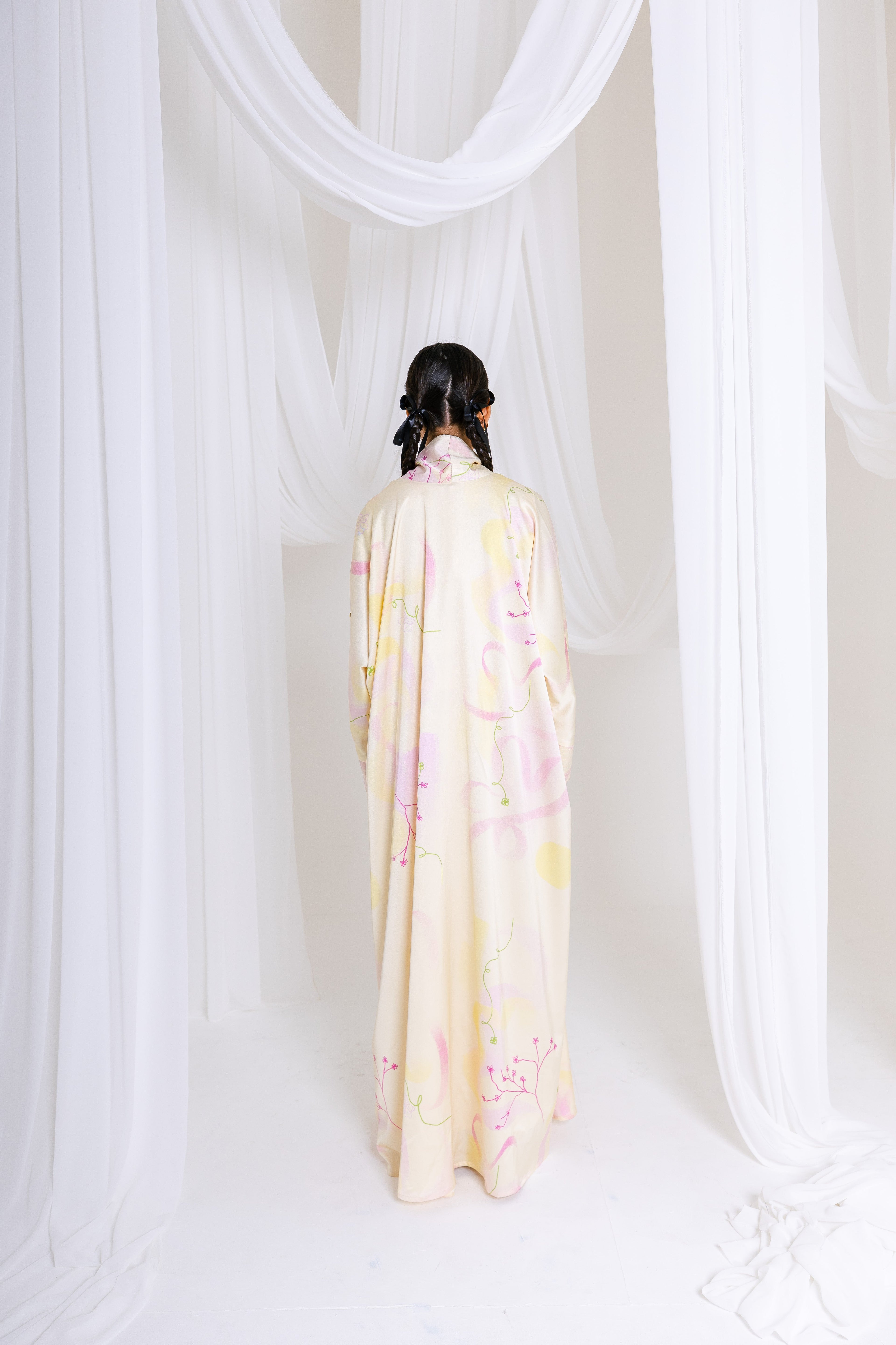 KAIA SAMAAR ABAYA Nahid Studio