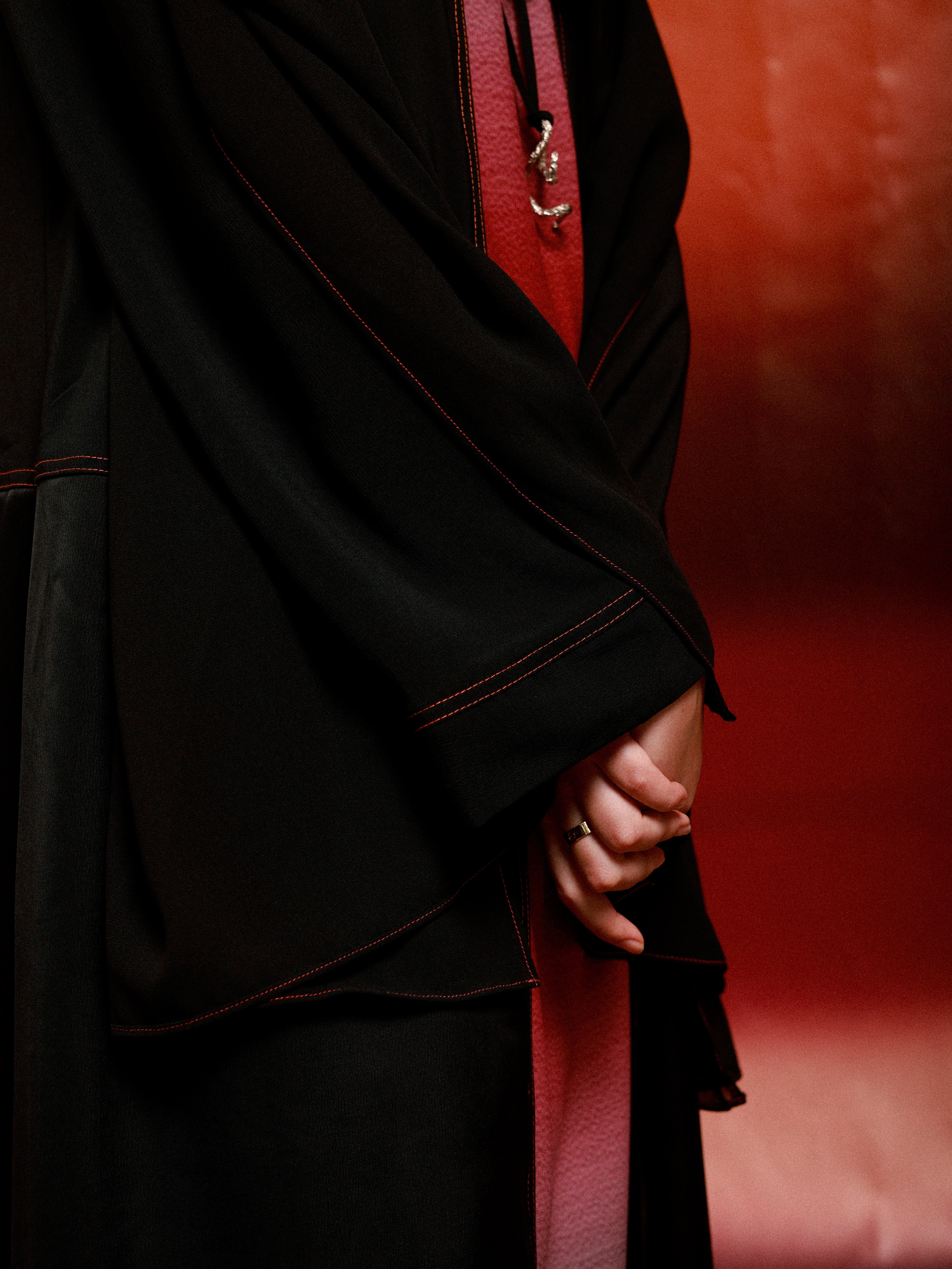 Mina Abaya set
